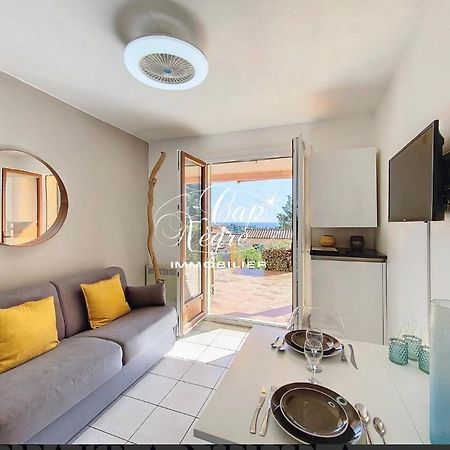 Ferienwohnung Terrasse De 30M2 Vue Mer Panoramique 1 Chambre Cavalaire-sur-Mer Exterior foto