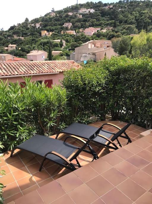 Ferienwohnung Terrasse De 30M2 Vue Mer Panoramique 1 Chambre Cavalaire-sur-Mer Exterior foto