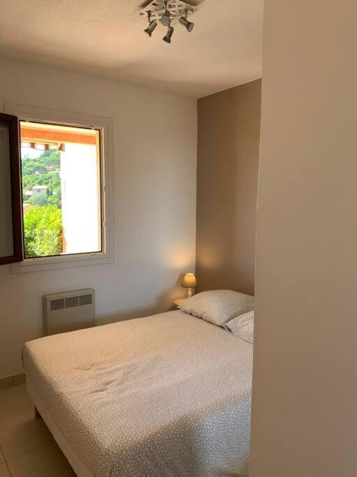 Ferienwohnung Terrasse De 30M2 Vue Mer Panoramique 1 Chambre Cavalaire-sur-Mer Exterior foto