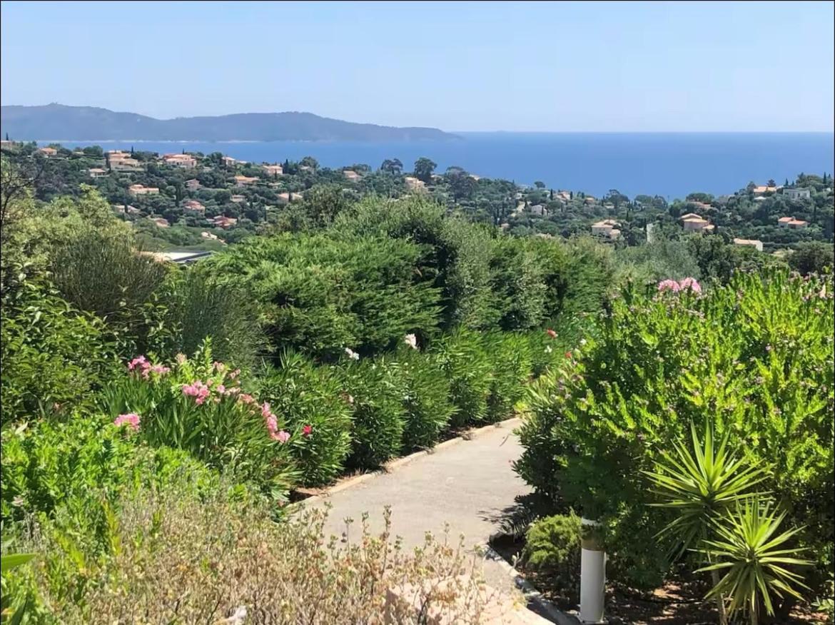 Ferienwohnung Terrasse De 30M2 Vue Mer Panoramique 1 Chambre Cavalaire-sur-Mer Exterior foto