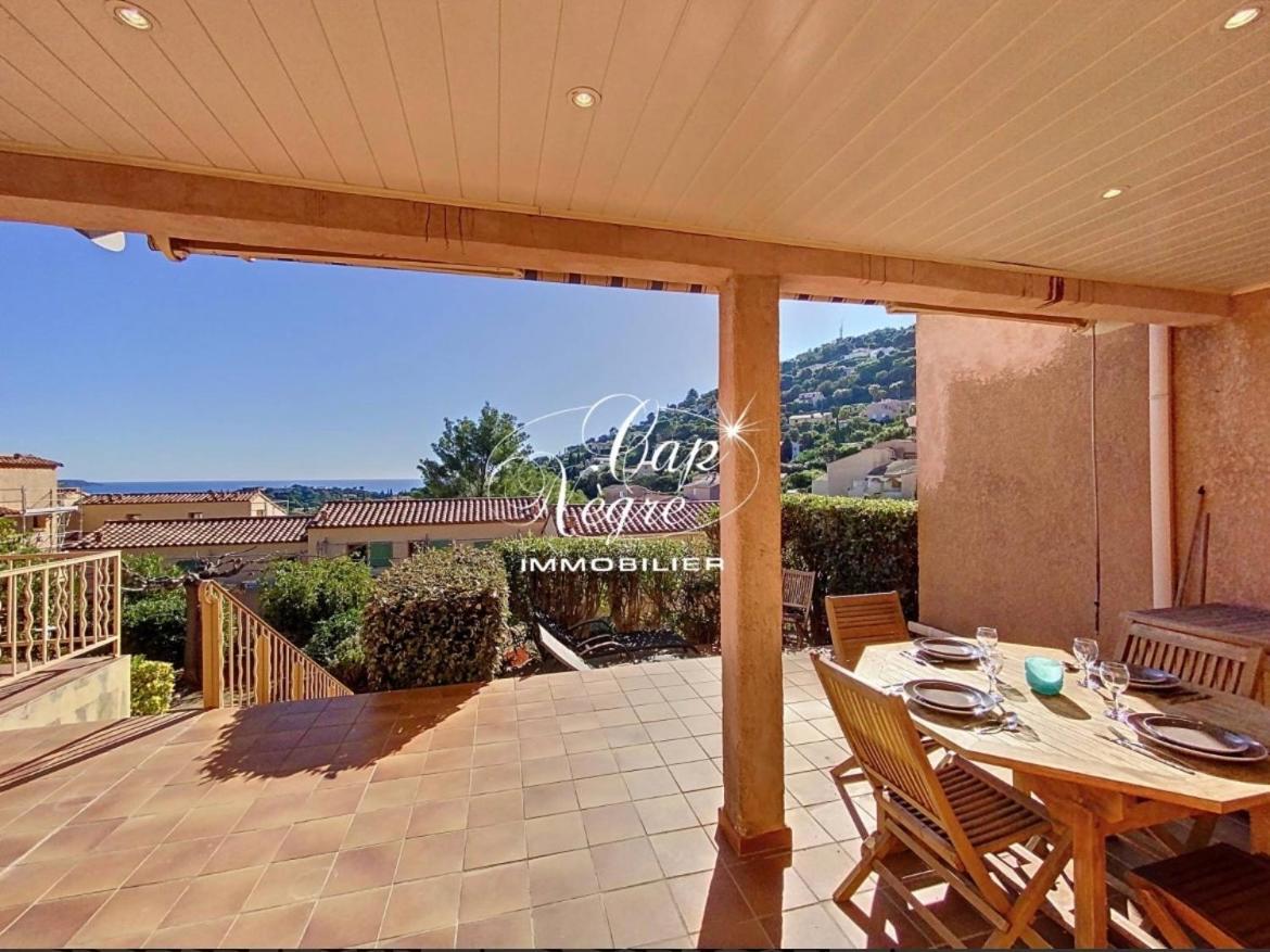 Ferienwohnung Terrasse De 30M2 Vue Mer Panoramique 1 Chambre Cavalaire-sur-Mer Exterior foto