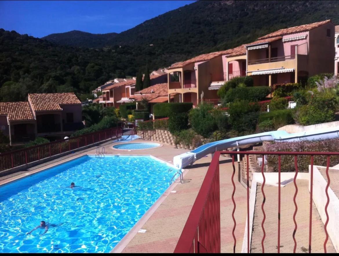 Ferienwohnung Terrasse De 30M2 Vue Mer Panoramique 1 Chambre Cavalaire-sur-Mer Exterior foto