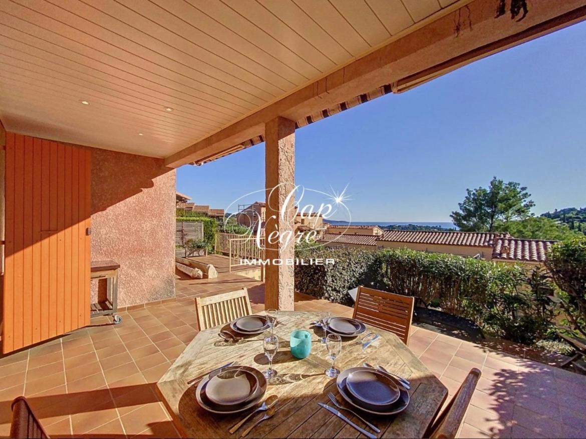 Ferienwohnung Terrasse De 30M2 Vue Mer Panoramique 1 Chambre Cavalaire-sur-Mer Exterior foto